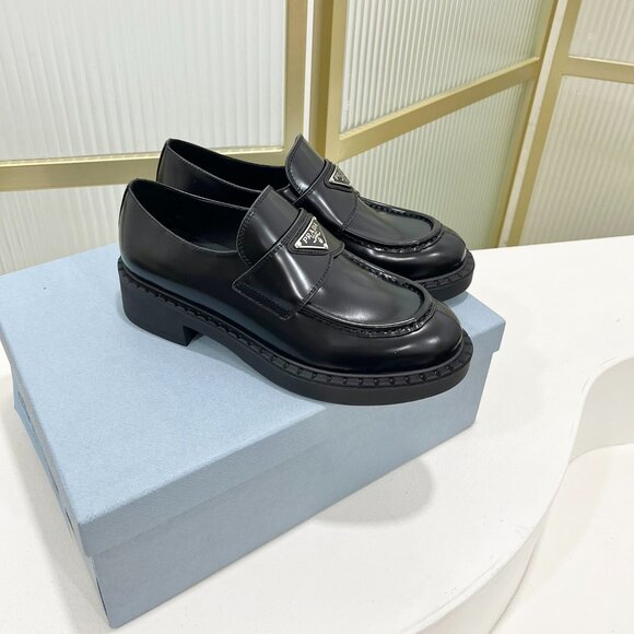 Prada Chocolate Loafers in black - Picture 3 of 8